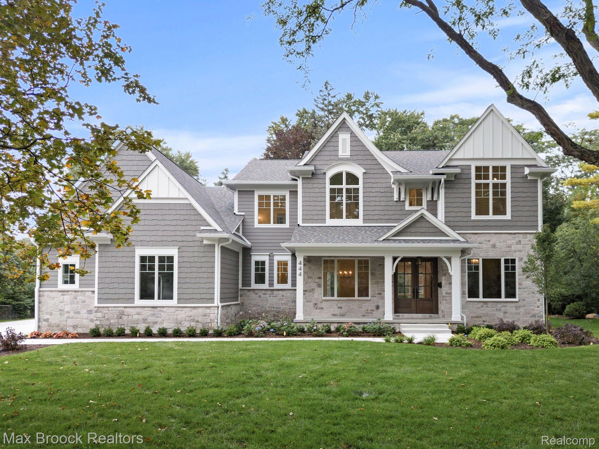 444 HILLBORO Drive