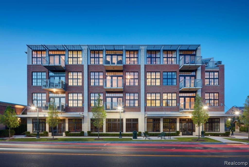 375 S Eton Street Unit: 203