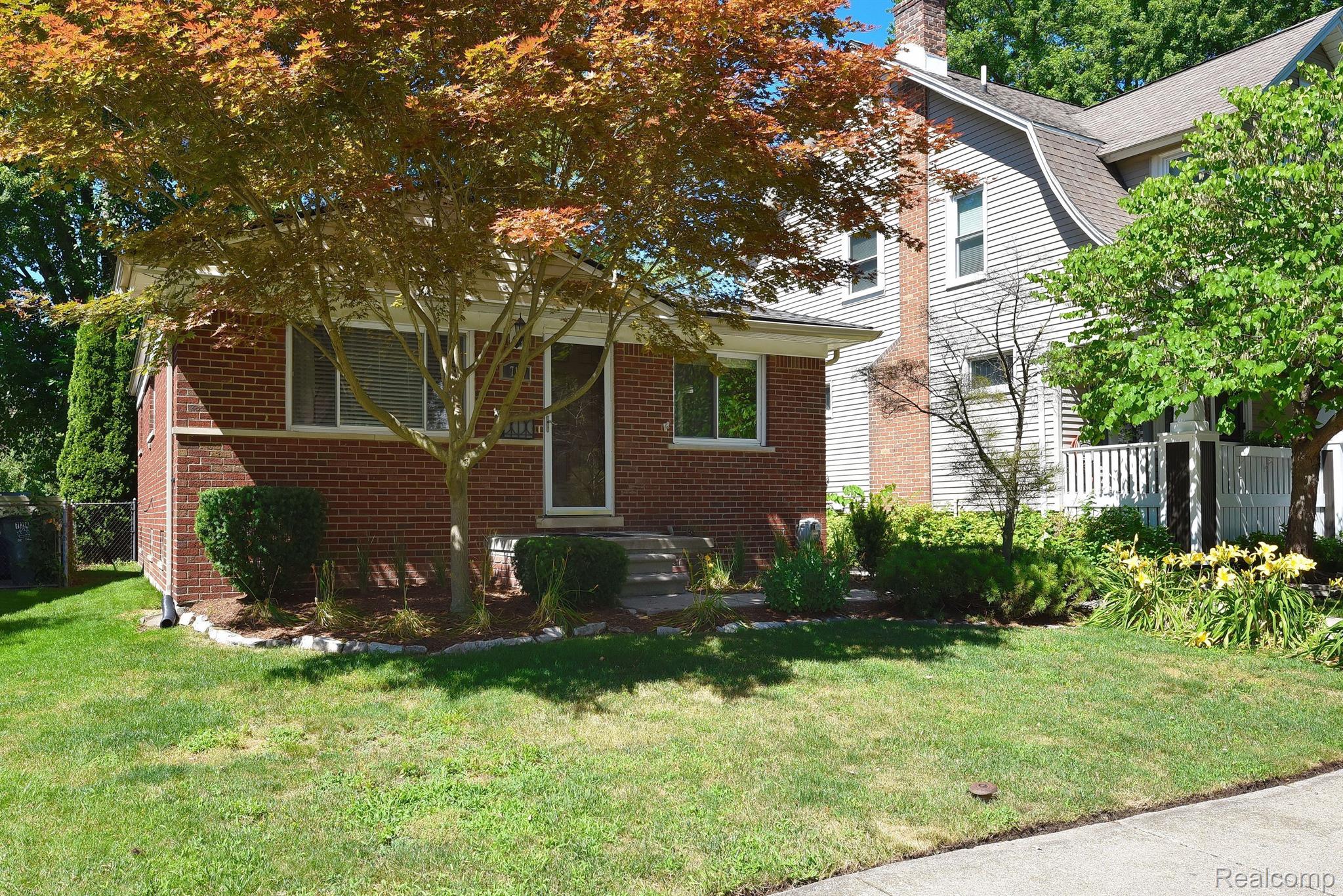 712 PRINCETON Road