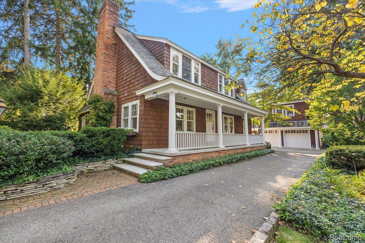 271 CHESTERFIELD Avenue