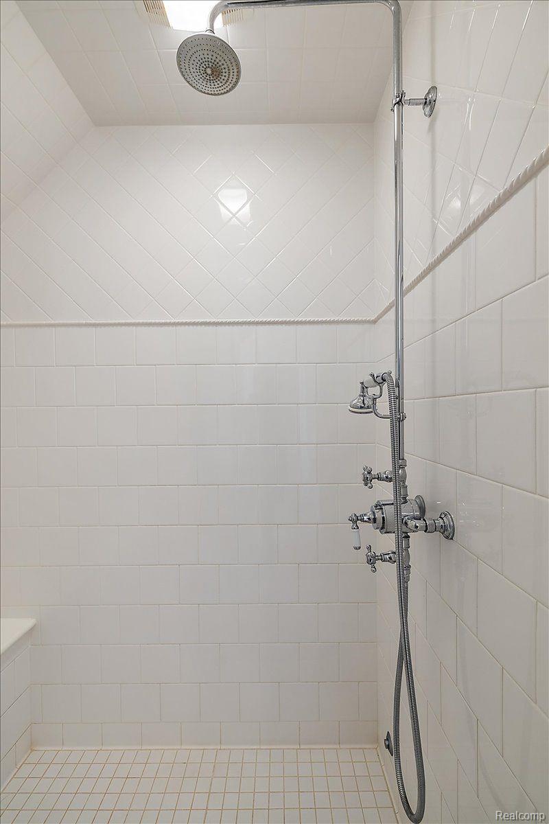 271 CHESTERFIELD Avenue