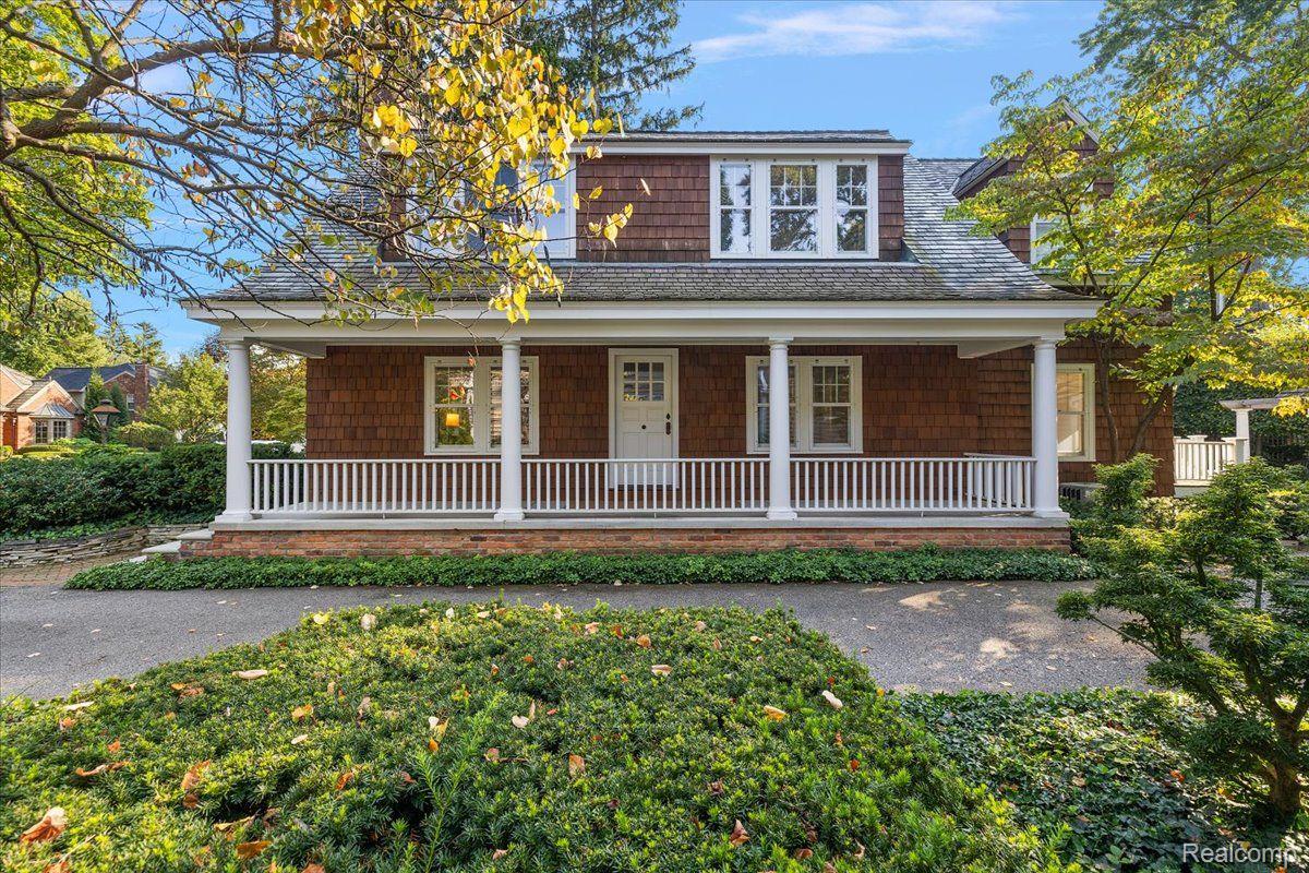 271 CHESTERFIELD Avenue