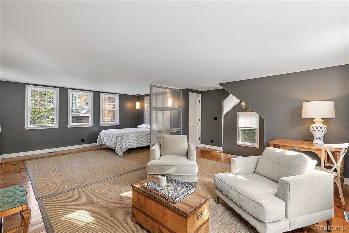 271 CHESTERFIELD Avenue