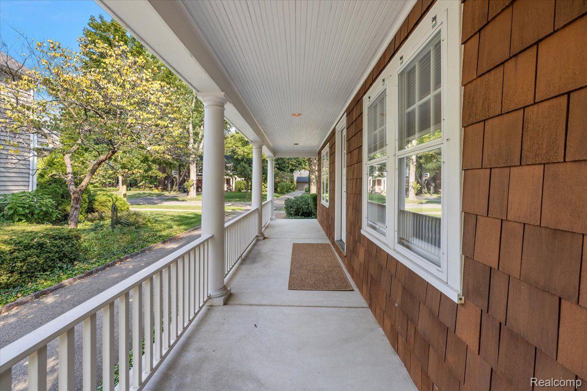 271 CHESTERFIELD Avenue