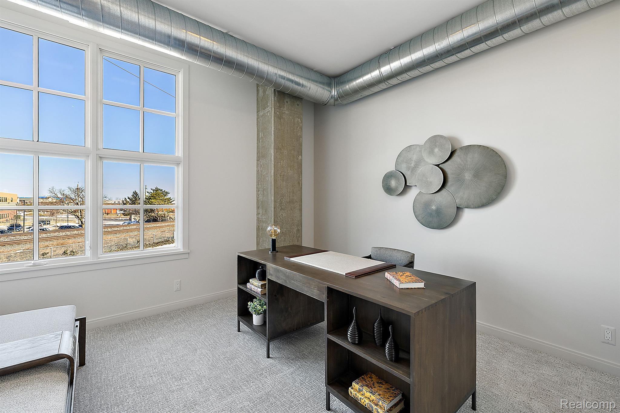 2051 VILLA Road 301