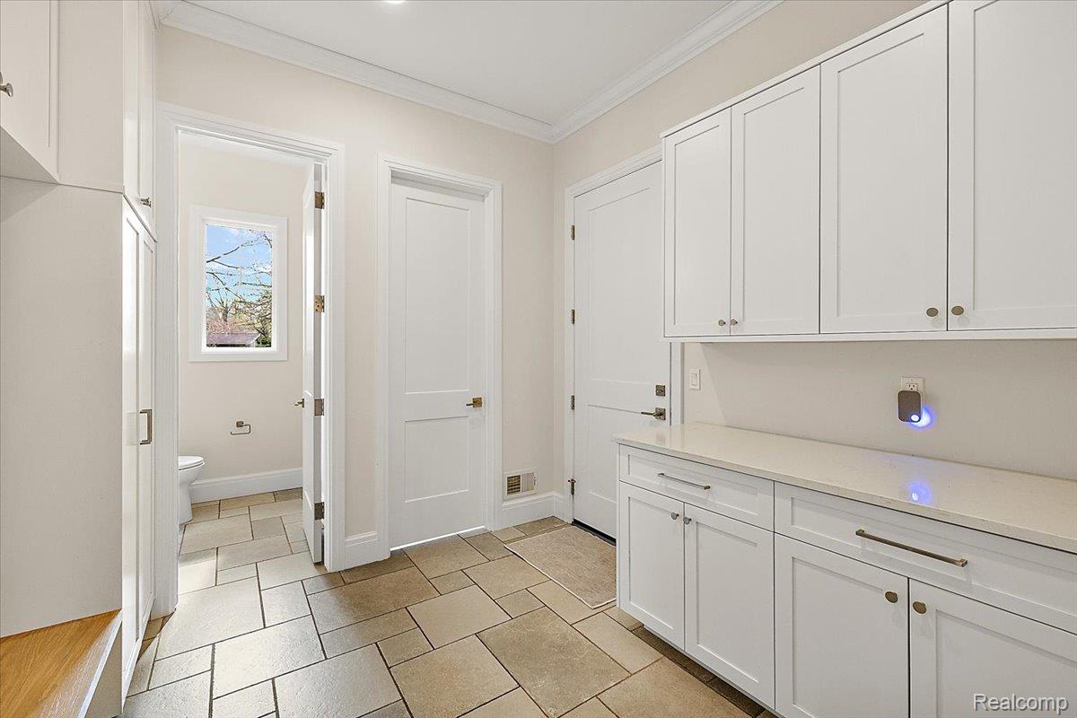 444 Hillboro Drive