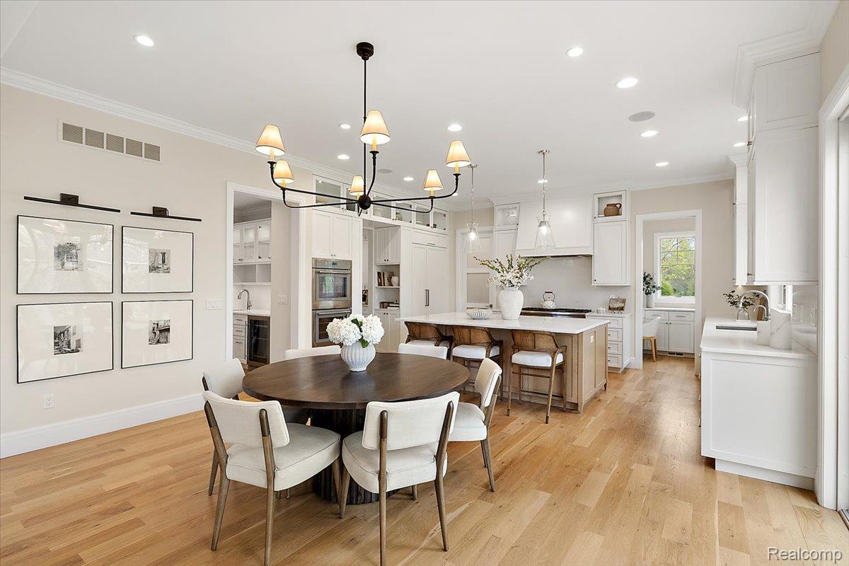444 Hillboro Drive