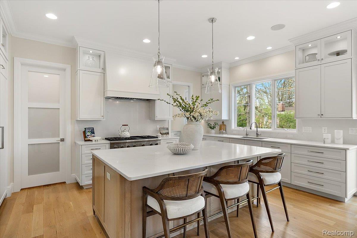 444 Hillboro Drive