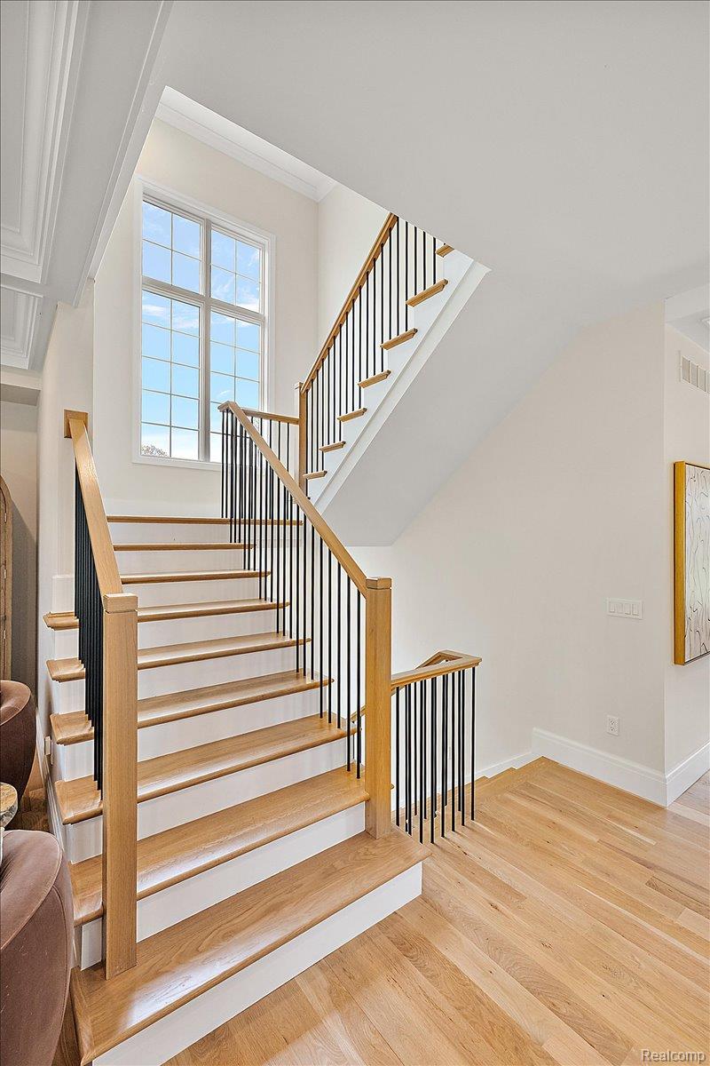 444 Hillboro Drive