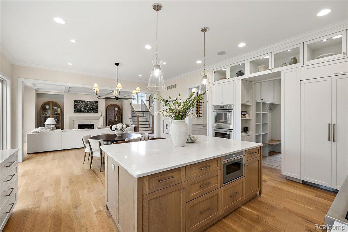 444 Hillboro Drive
