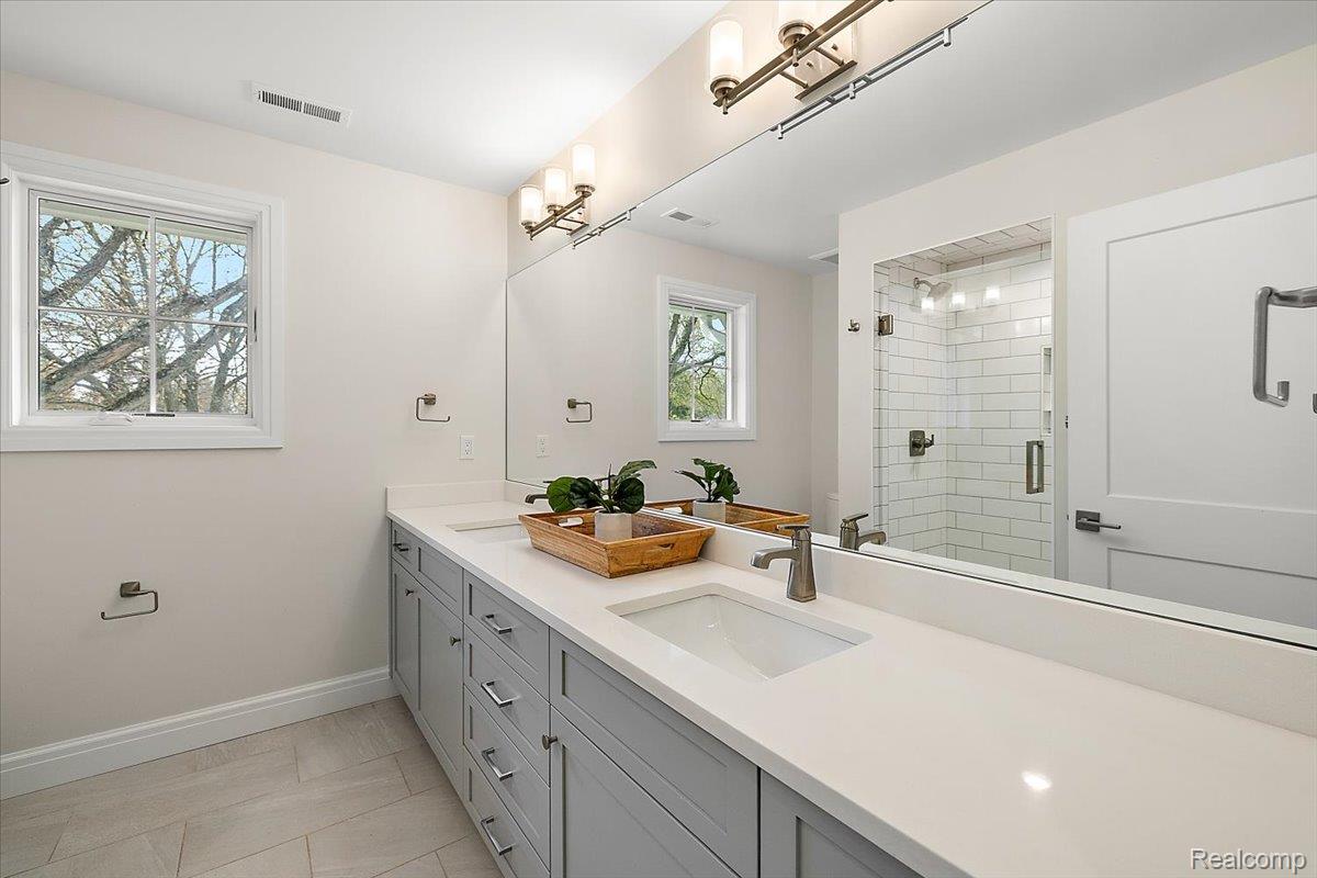 444 Hillboro Drive