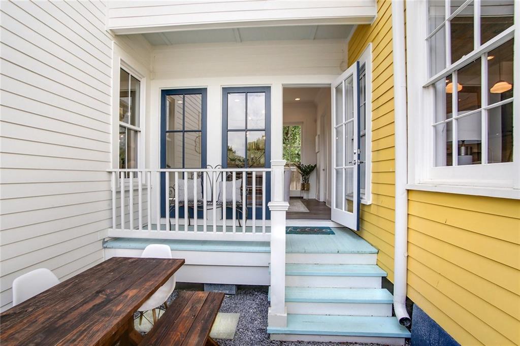 3720 ROYAL Street 3720