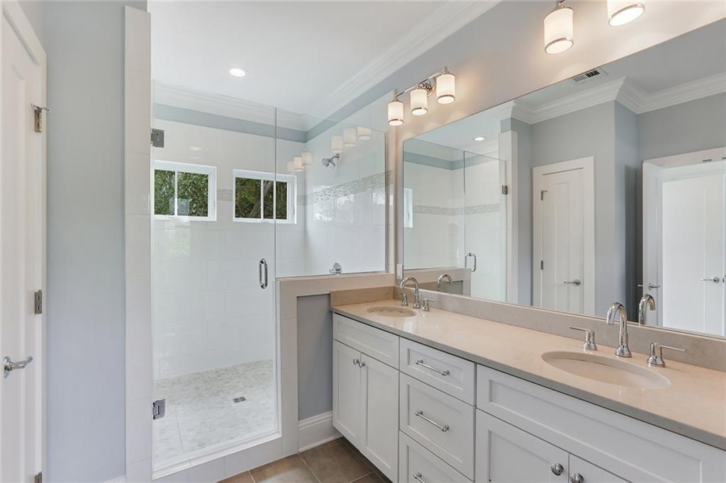 3720 ROYAL Street 3720