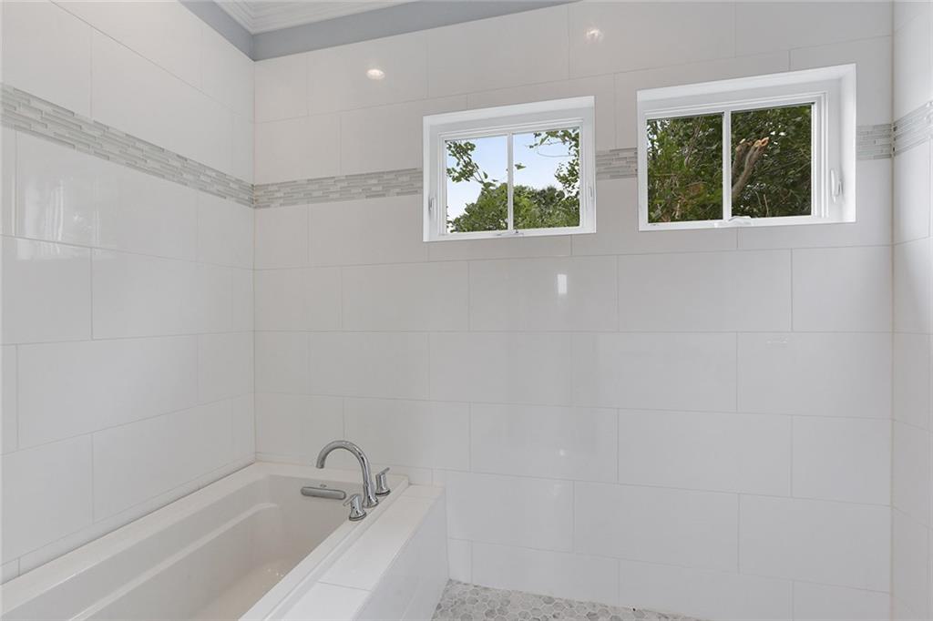 3720 ROYAL Street 3720