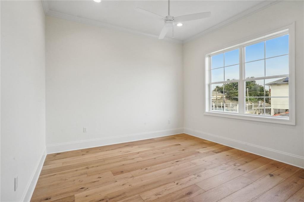 6838 ARGONNE Boulevard