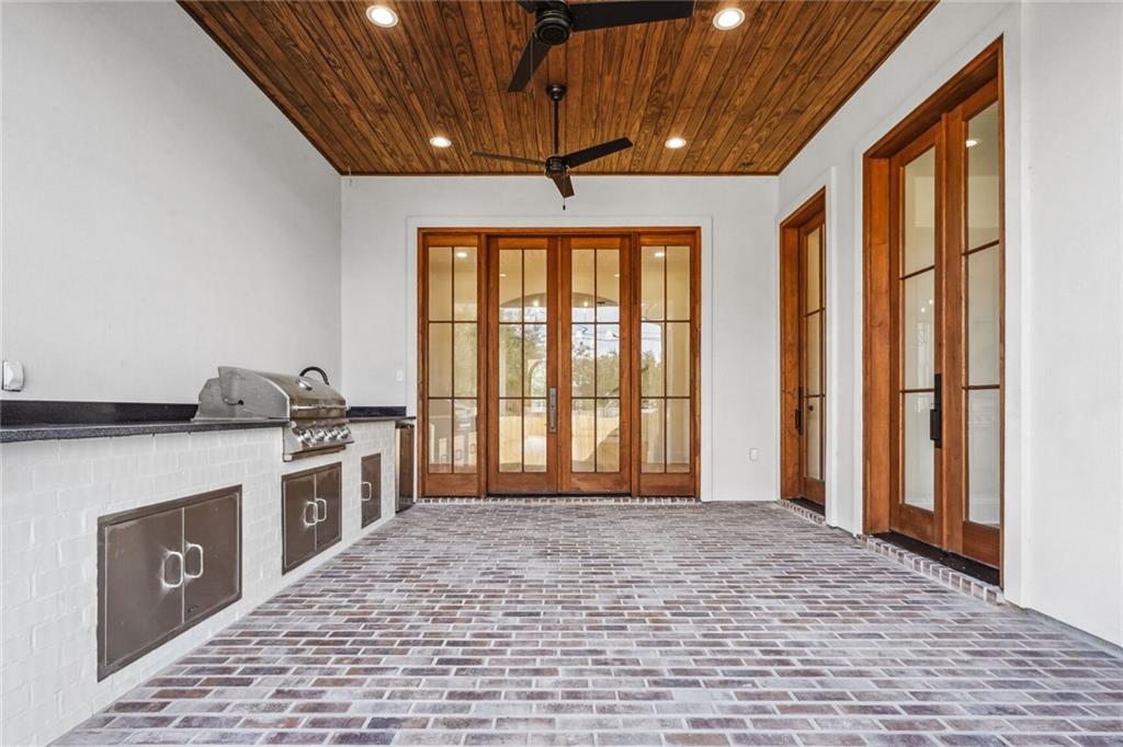 6838 ARGONNE Boulevard