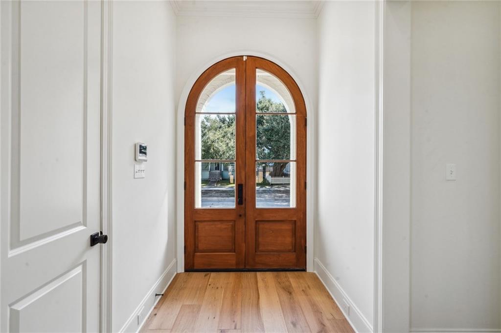 6838 ARGONNE Boulevard