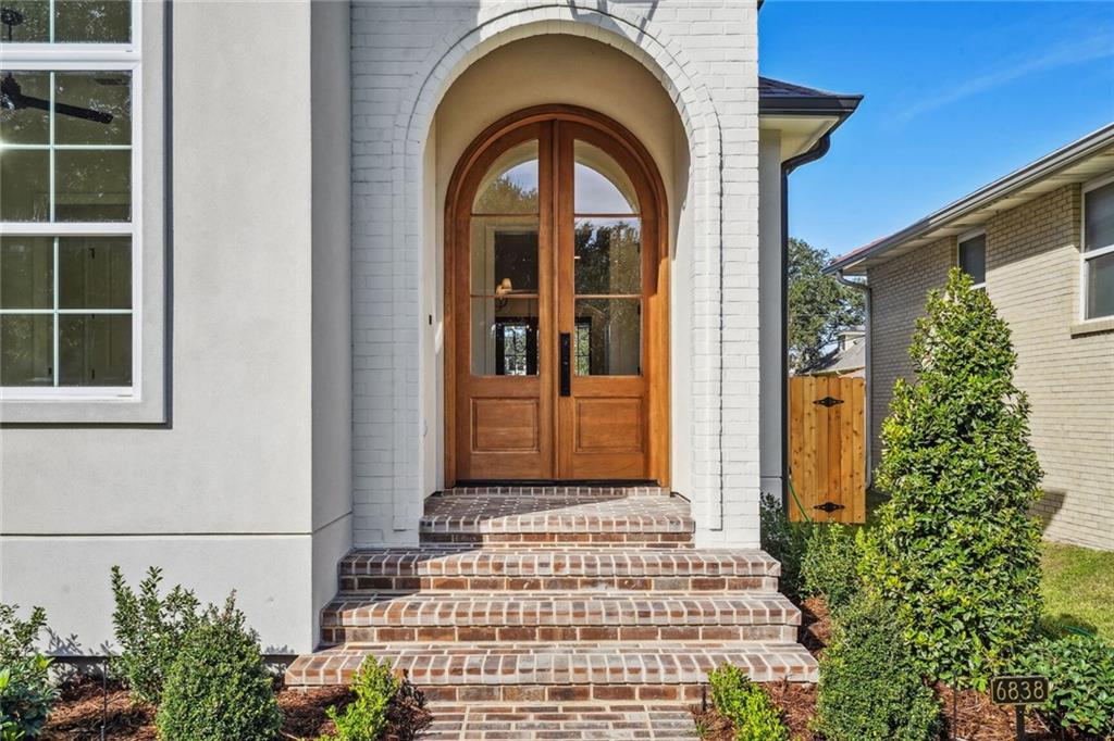 6838 ARGONNE Boulevard