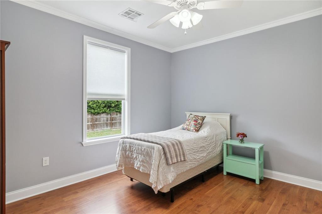 6615 LOUIS XIV Street