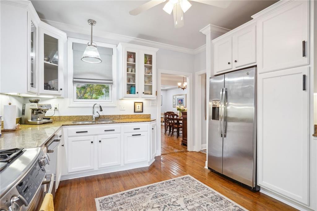 6076 LOUISVILLE Street