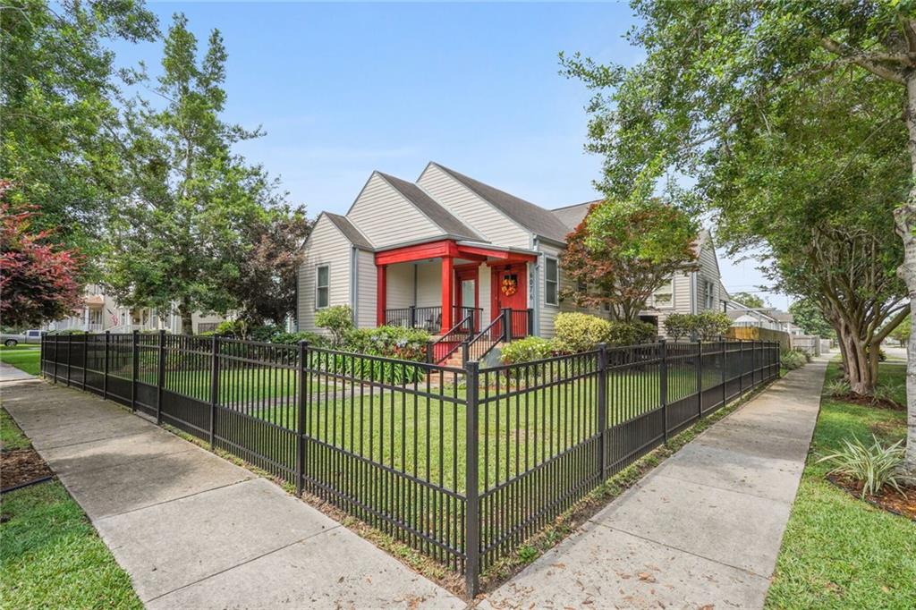 6076 LOUISVILLE Street