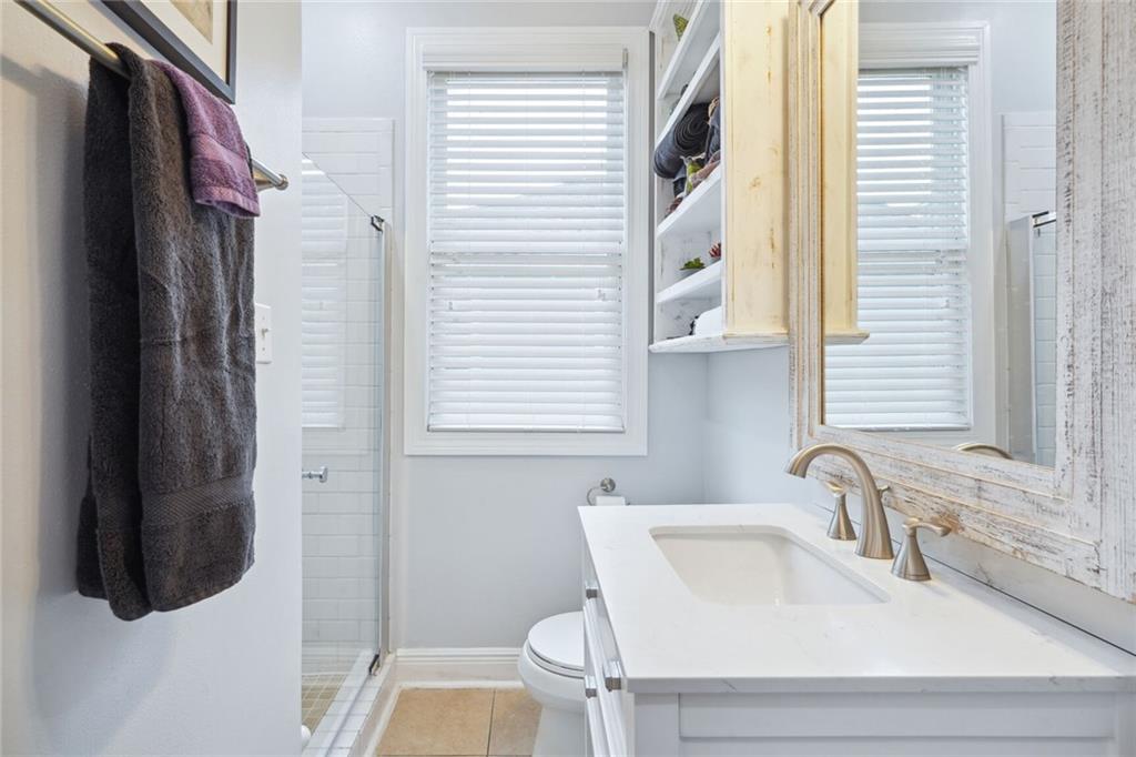 6076 LOUISVILLE Street