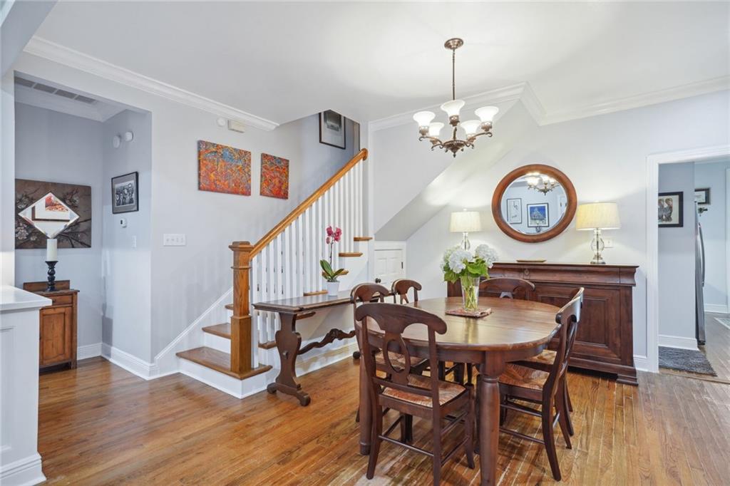 6076 LOUISVILLE Street