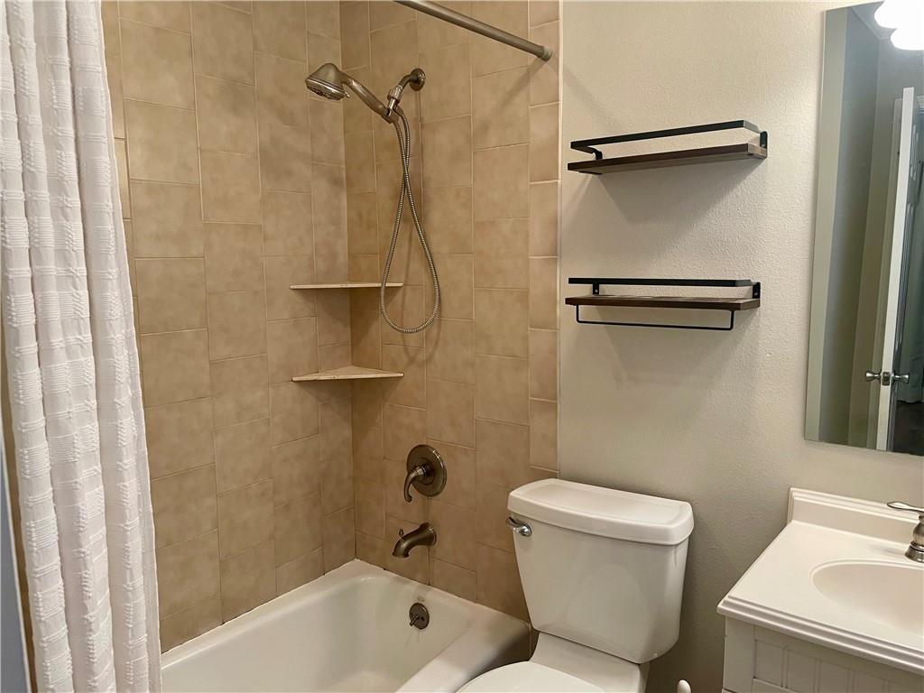 3816 COURTLAND Drive