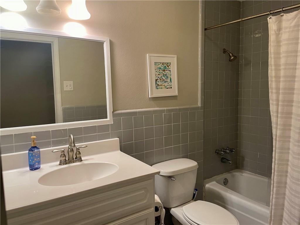 3816 COURTLAND Drive