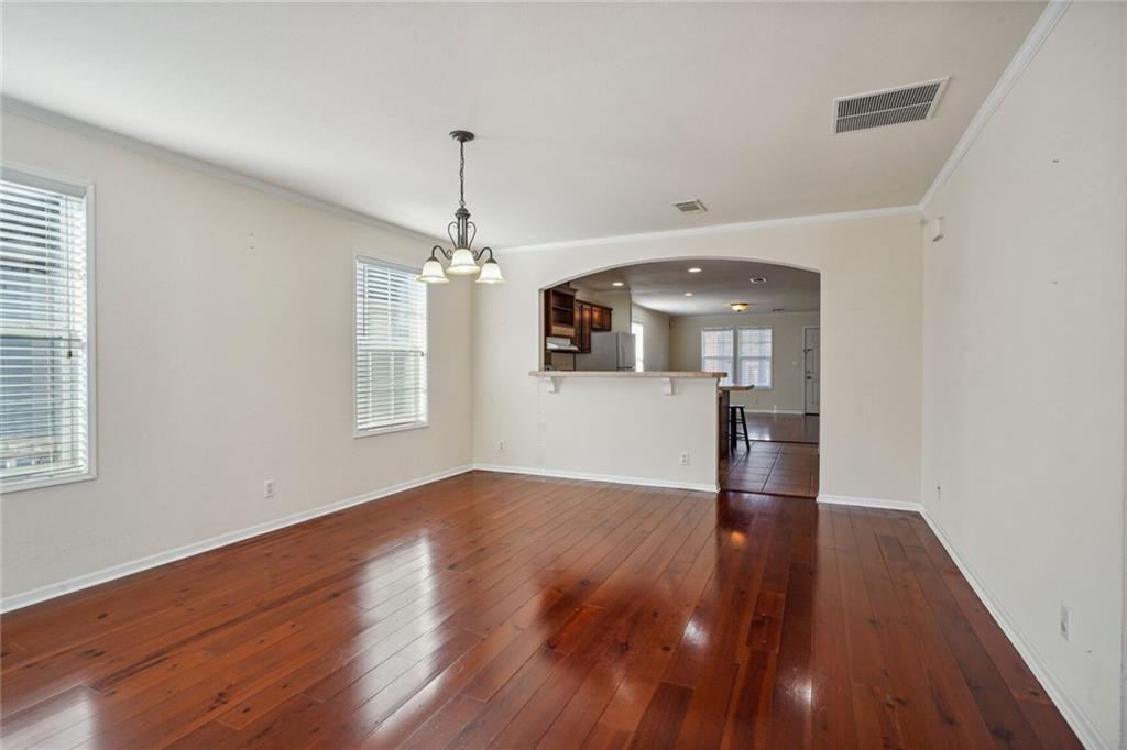 6060 GENERAL DIAZ Street