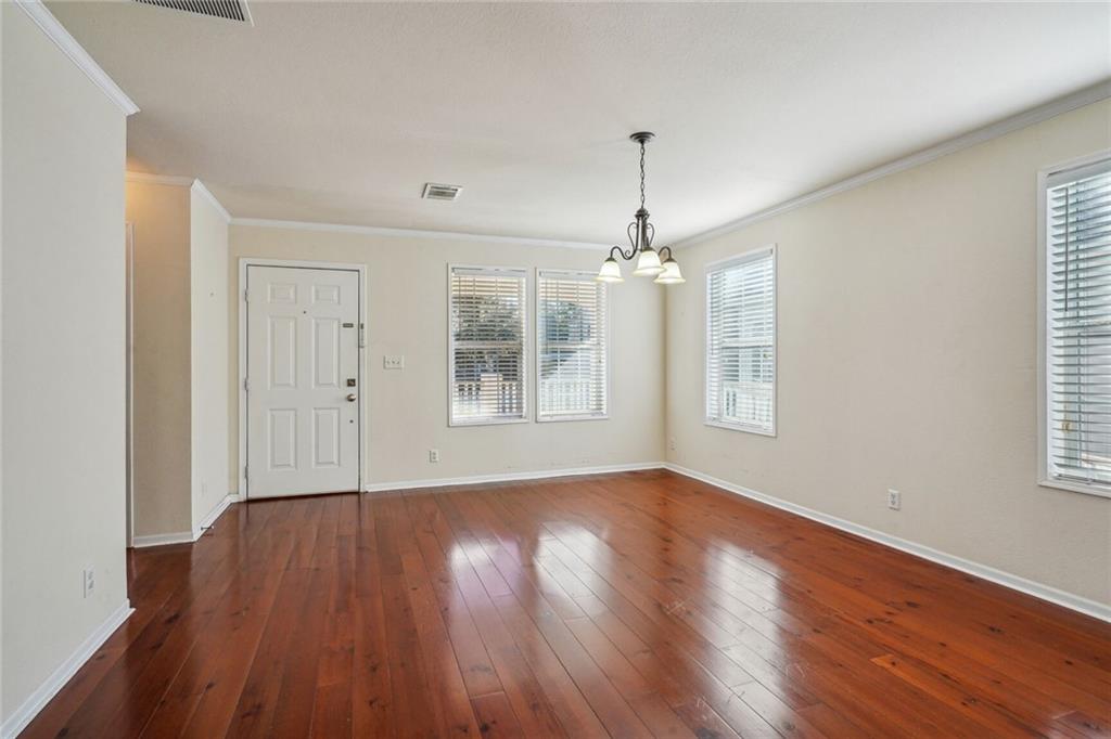 6060 GENERAL DIAZ Street