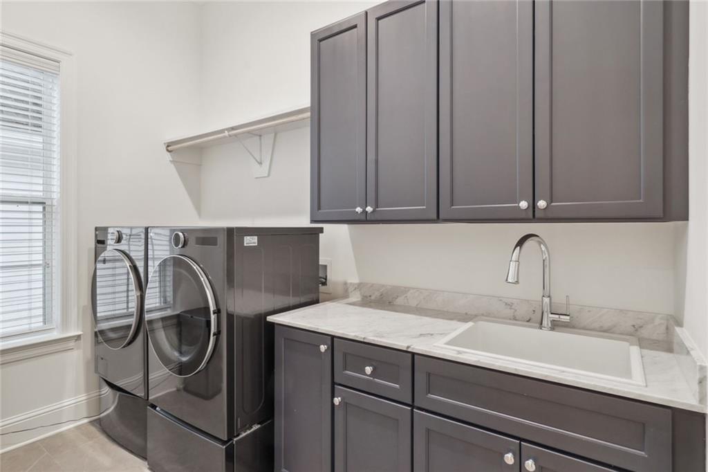 6674 CANAL Boulevard