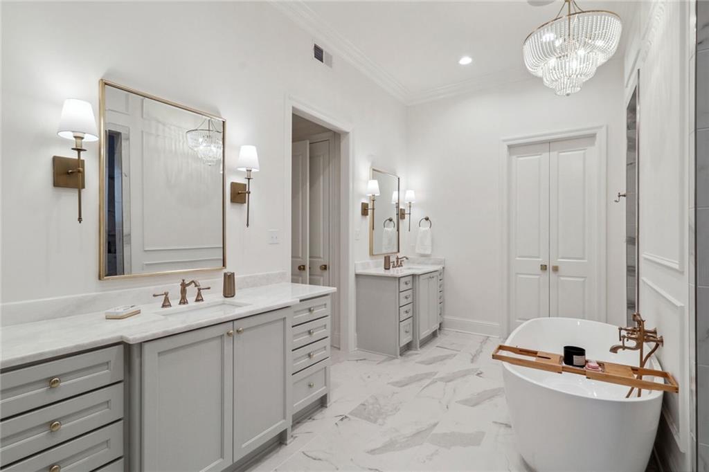 6674 CANAL Boulevard