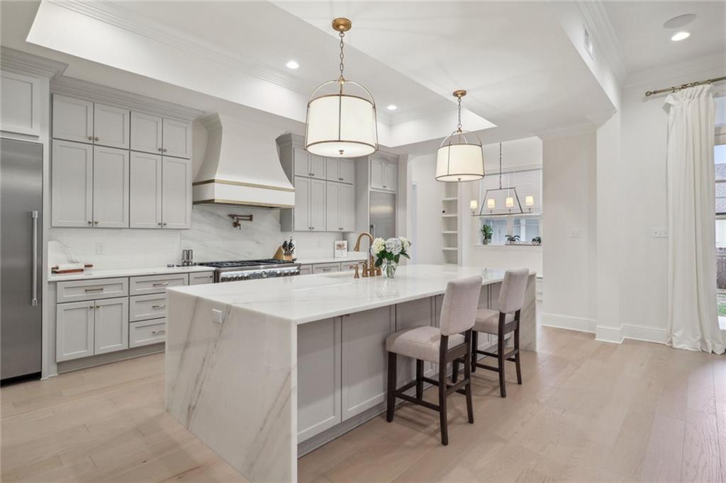 6674 CANAL Boulevard