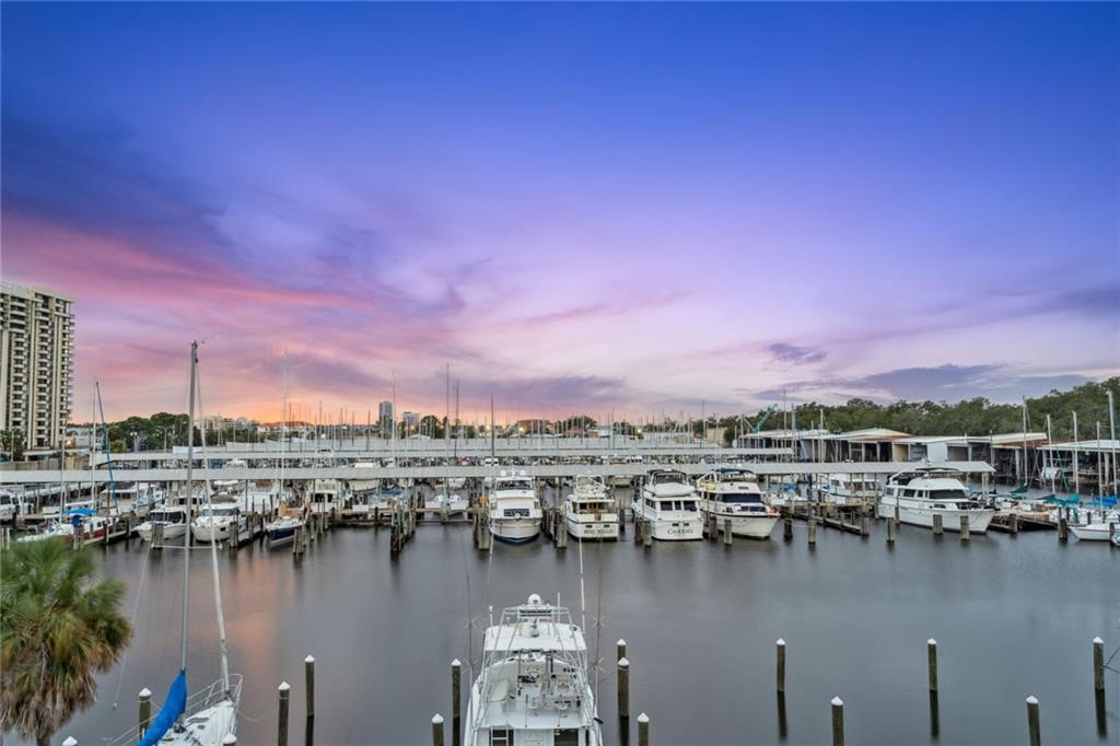 8612 PONTCHARTRAIN Boulevard 2D