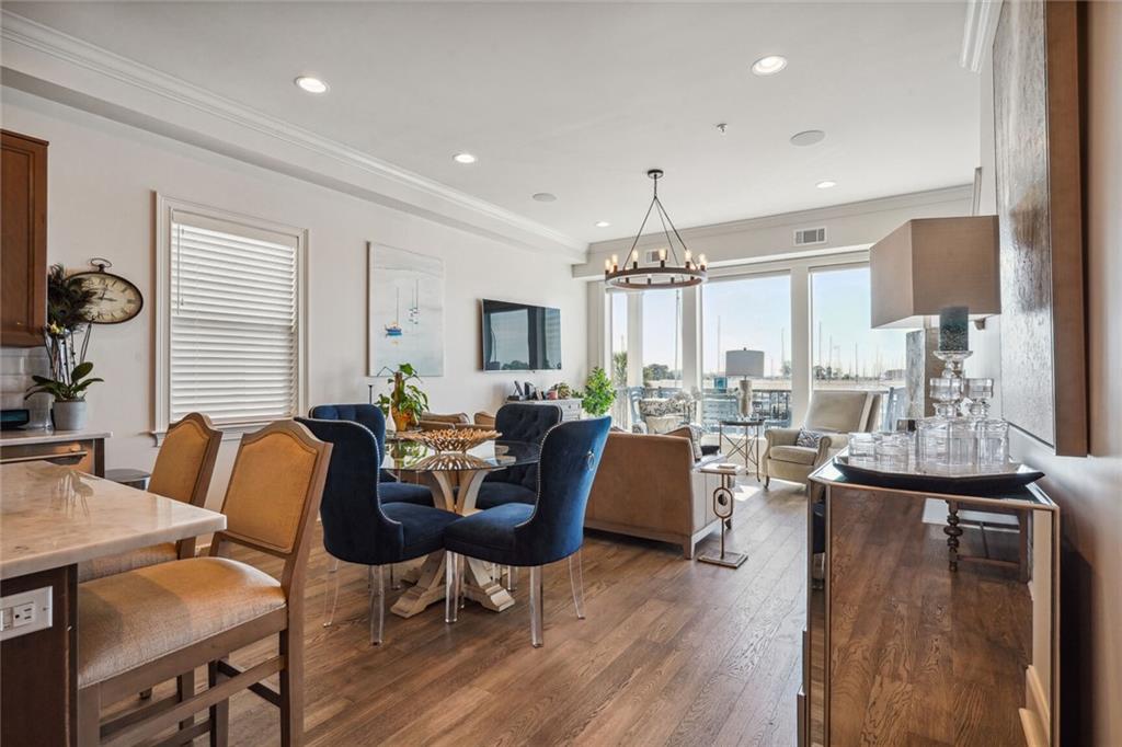 8612 PONTCHARTRAIN Boulevard 2D