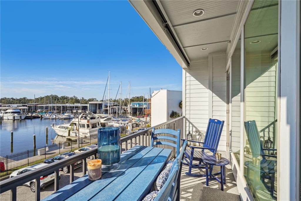 8612 PONTCHARTRAIN Boulevard 2D