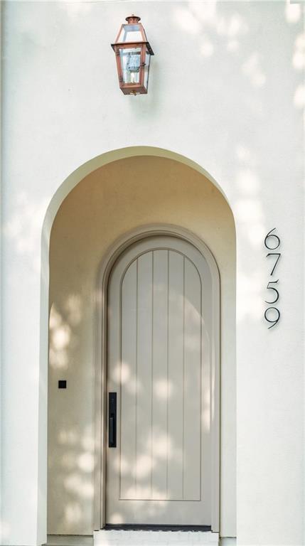 6759 GENERAL HAIG Street