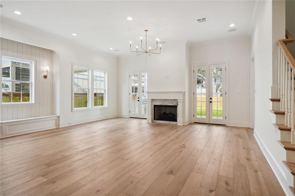 6759 GENERAL HAIG Street