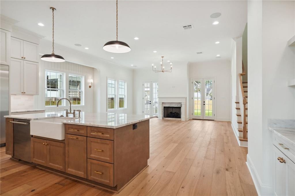 6759 GENERAL HAIG Street