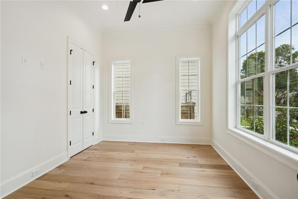 6759 GENERAL HAIG Street