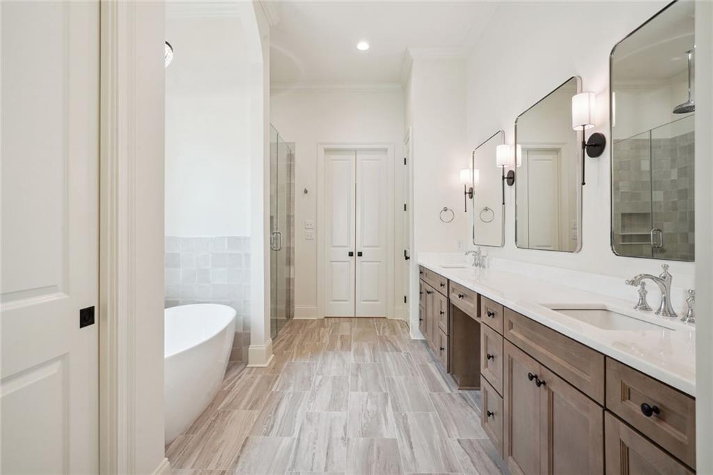 6759 GENERAL HAIG Street