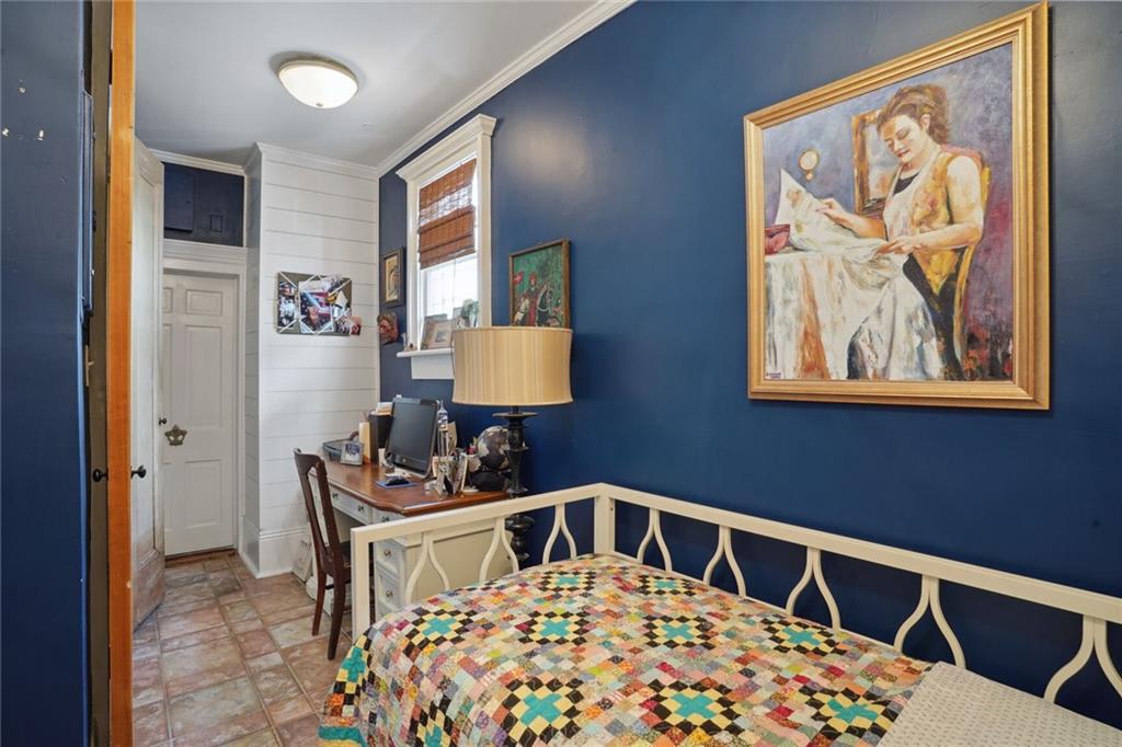 3705 IBERVILLE Street