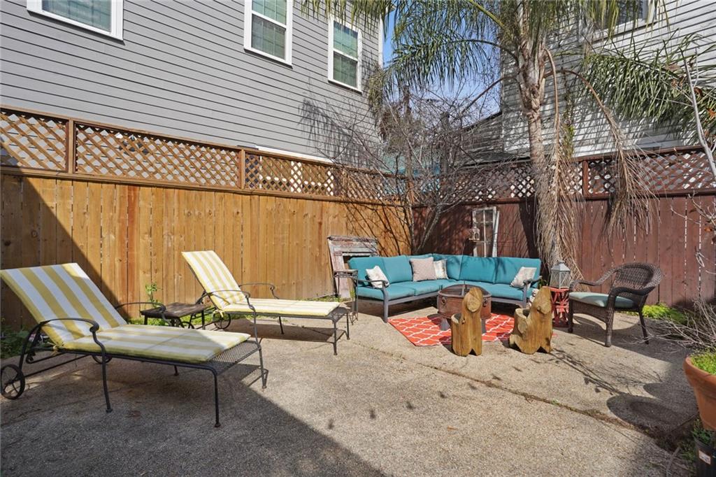 3705 IBERVILLE Street