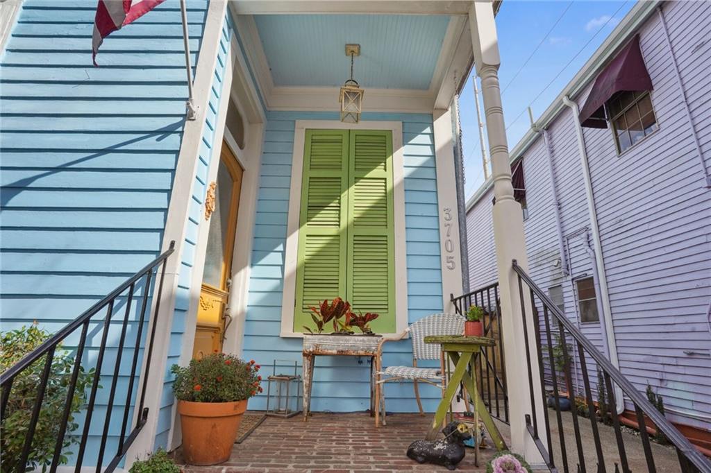 3705 IBERVILLE Street