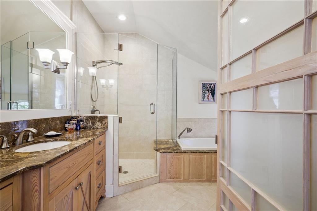 6118 LOUISVILLE Street