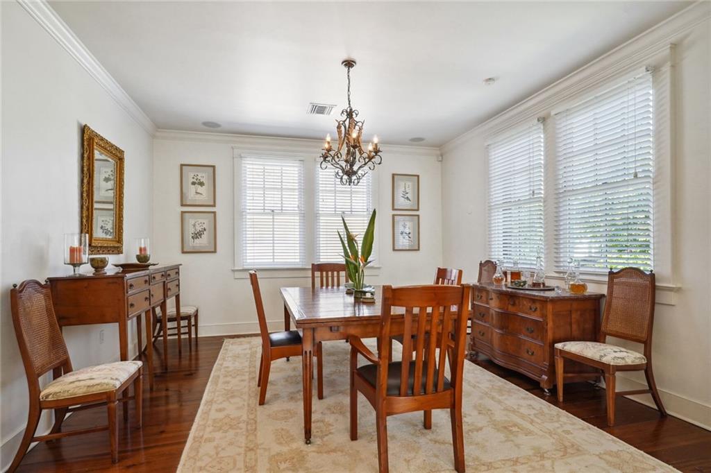 6118 LOUISVILLE Street