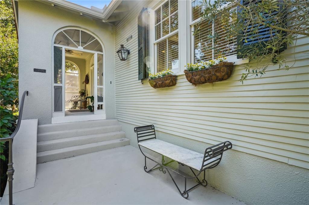 6118 LOUISVILLE Street