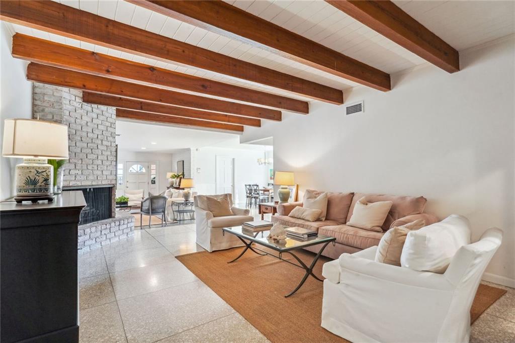 1400 AVIATORS Street