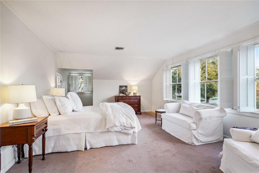 1400 AVIATORS Street